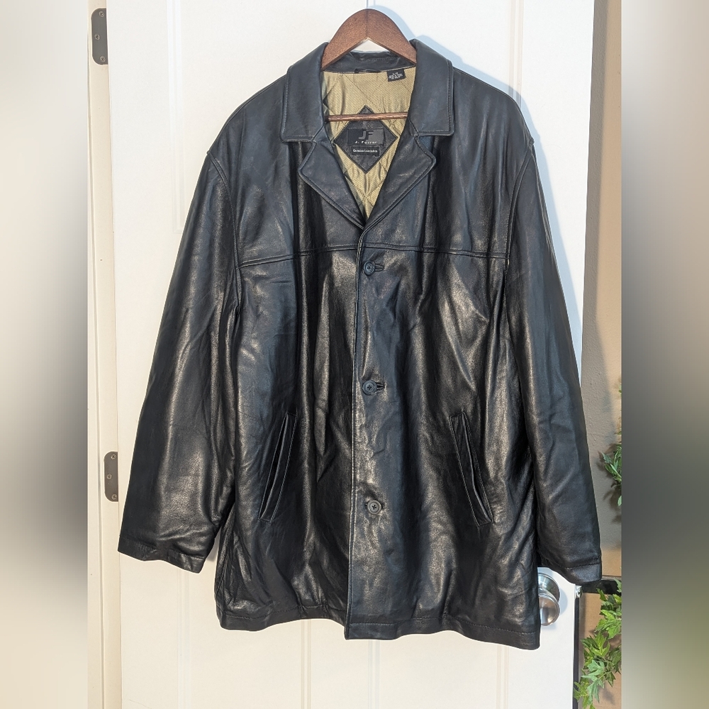J.Ferrar Men's Vintage ( 90's) Lambskin Leather Black Car Coat. Size Large.